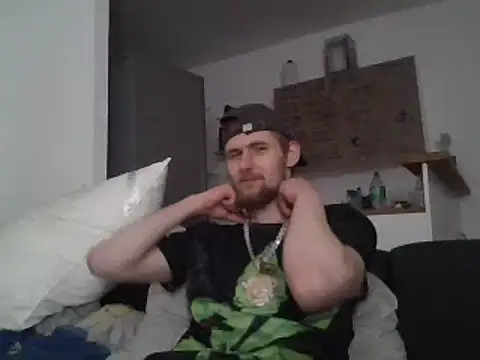 ThePython666 online show from 03-20-25, 11:45