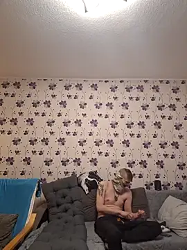 ThePython666 online show from 10-21-25, 09:26