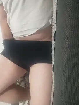 gui67675 online show from 10-15-25, 08:31