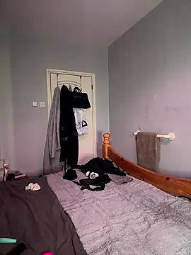 Snapshot of Curvy-Cleo chatting on 01-09-26, 01:25 Curvy-Cleo online show from 01-09-26, 01:25