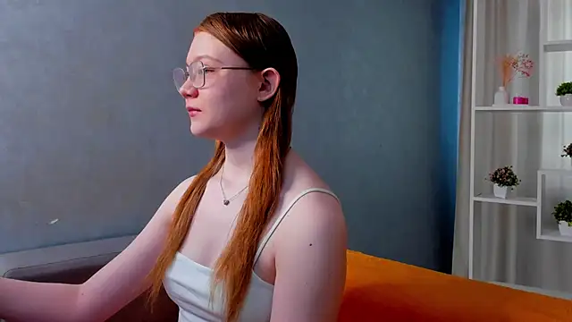 Snapshot of luv_tessa chatting on 03-12-26, 01:12 luv tessa online show from 03-12-26, 01:12