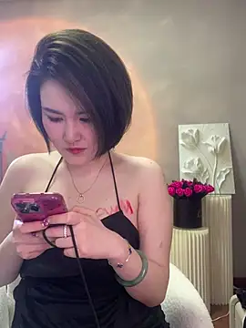 Baby-youyou online show from 03-19-25, 02:37