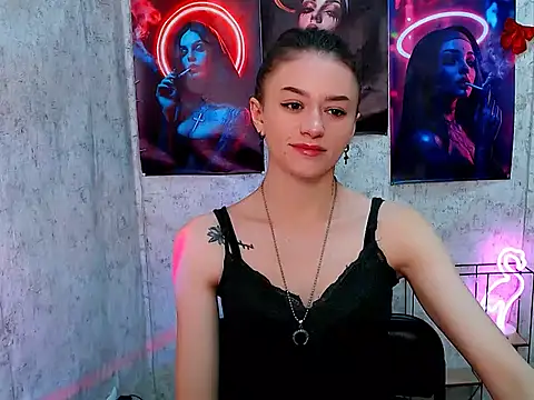 LanaTey online show from 12-19-25, 08:27