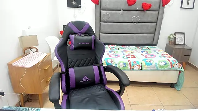 Tania Duque online show from 03-14-26, 02:00