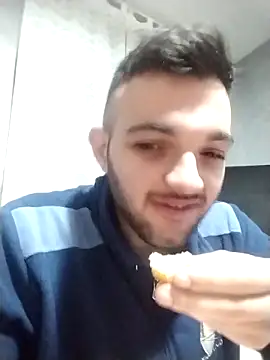 Francescodicristina44 online show from 02-08-26, 10:46