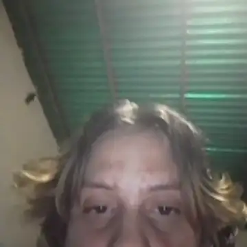 Snapshot of VictoriaLuxe chatting on 12-21-25, 01:02 VictoriaLuxe online show from 12-21-25, 01:02