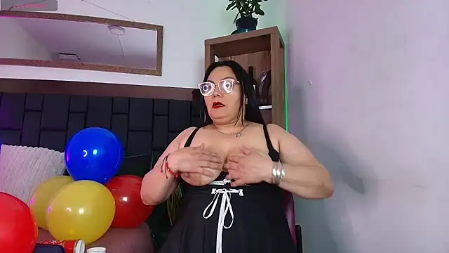 EllenaBoobs  online show from 06-19-26, 07:06