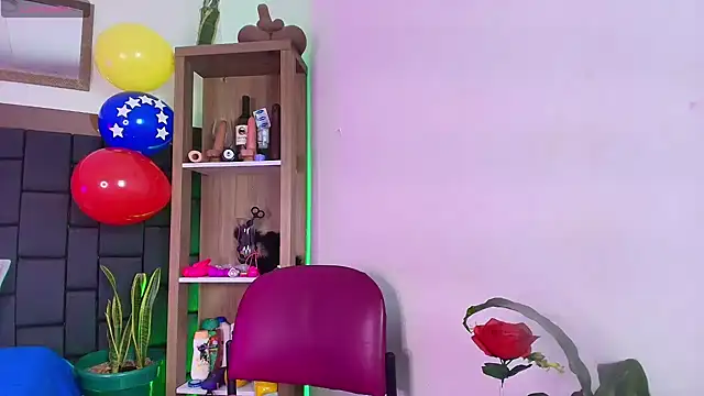 EllenaBoobs  online show from 07-09-26, 03:54