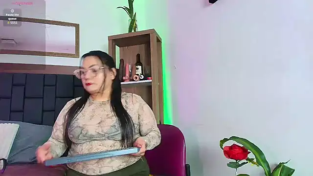 EllenaBoobs  online show from 07-18-26, 12:37
