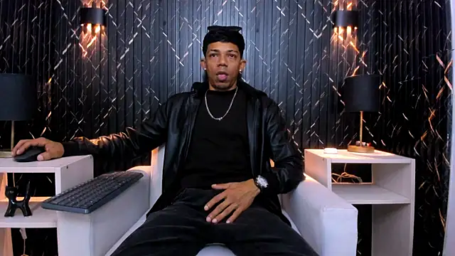 Gregory Sforza online show from 11-22-25, 01:32