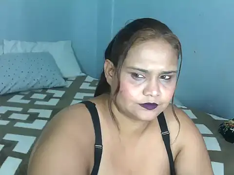 clover cams1874 online show from 09-11-25, 11:21