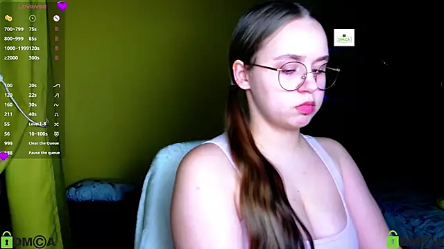 Lilysweet13 online show from 11-25-25, 08:53