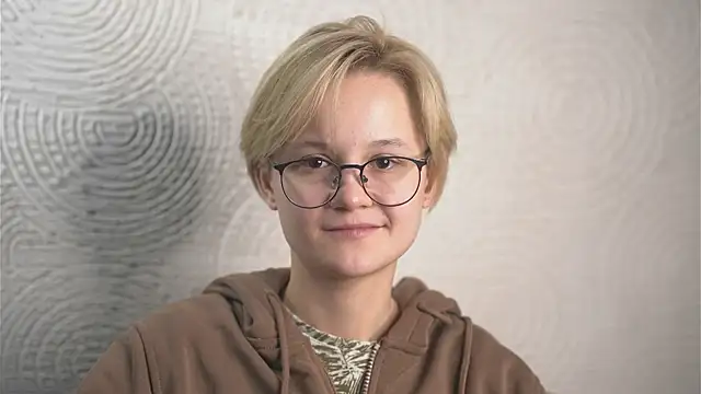 PortiaFrail online show from 03-11-25, 07:36