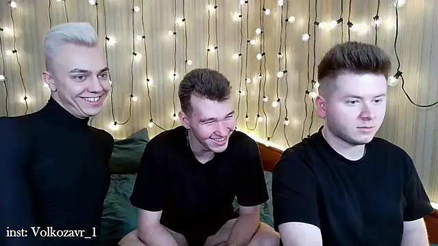 Snapshot of boys_sobolisha chatting on 03-15-25, 10:55 boys sobolisha online show from 03-15-25, 10:55