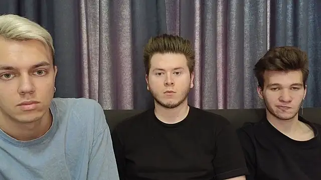 Snapshot of boys_sobolisha chatting on 09-22-25, 01:02 boys sobolisha online show from 09-22-25, 01:02