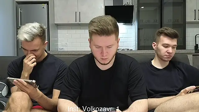 Snapshot of boys_sobolisha chatting on 10-21-25, 01:45 boys sobolisha online show from 10-21-25, 01:45