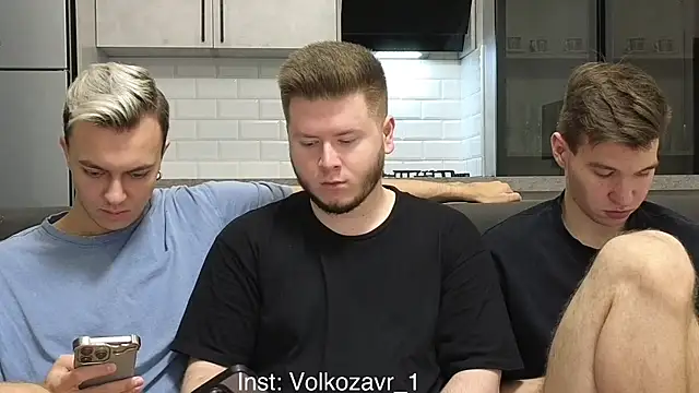 Snapshot of boys_sobolisha chatting on 11-15-25, 01:29 boys sobolisha online show from 11-15-25, 01:29