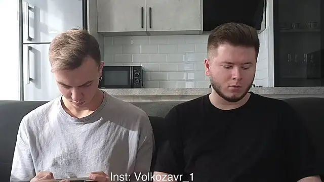 Snapshot of boys_sobolisha chatting on 12-14-25, 08:09 boys sobolisha online show from 12-14-25, 08:09