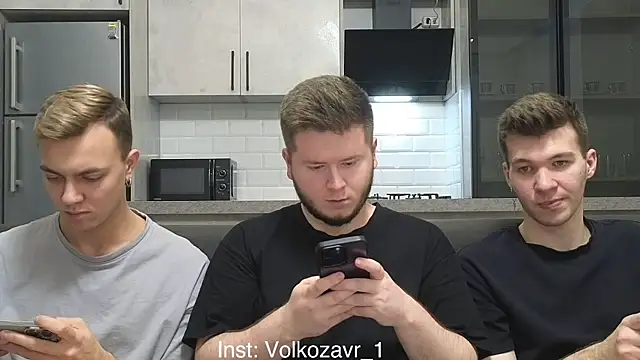 Snapshot of boys_sobolisha chatting on 12-18-25, 07:53 boys sobolisha online show from 12-18-25, 07:53