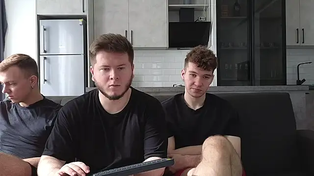 Snapshot of boys_sobolisha chatting on 02-09-26, 09:13 boys sobolisha online show from 02-09-26, 09:13