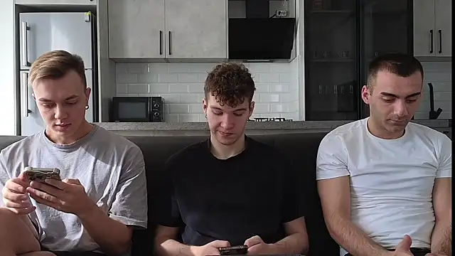 Snapshot of boys_sobolisha chatting on 02-13-26, 08:43 boys sobolisha online show from 02-13-26, 08:43