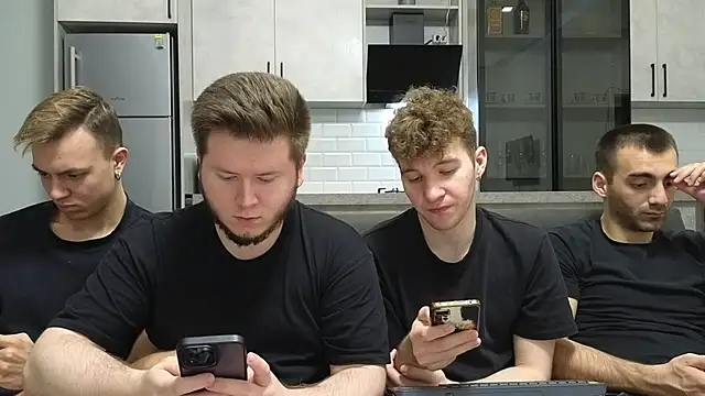 Snapshot of boys_sobolisha chatting on 02-21-26, 09:05 boys sobolisha online show from 02-21-26, 09:05