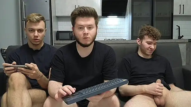 Snapshot of boys_sobolisha chatting on 02-23-26, 09:23 boys sobolisha online show from 02-23-26, 09:23