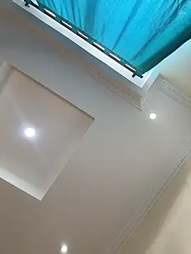 Ivelleee  online show from 01-05-26, 07:50