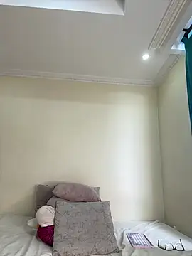 Ivelleee  online show from 01-12-26, 09:20