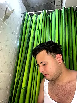 Snapshot of Mr_brian03 chatting on 01-14-26, 03:34 Mr brian03 online show from 01-14-26, 03:34