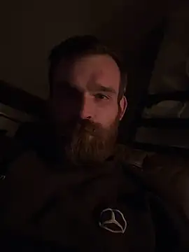 Snapshot of LKC94 chatting on 03-17-25, 01:46 LKC94 online show from 03-17-25, 01:46