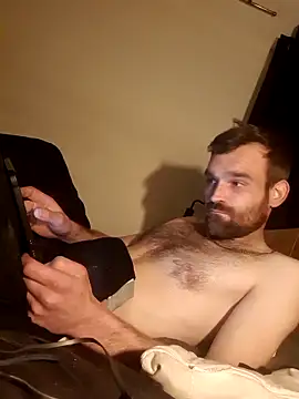 Snapshot of LKC94 chatting on 10-08-25, 03:15 LKC94 online show from 10-08-25, 03:15