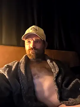 Snapshot of LKC94 chatting on 02-14-26, 04:31 LKC94 online show from 02-14-26, 04:31