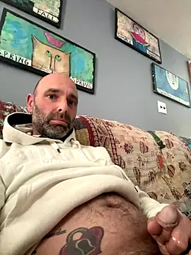 Snapshot of tttttyta chatting on 12-17-25, 07:53 tttttyta online show from 12-17-25, 07:53