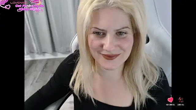 BellaStar84 online show from 11-10-25, 12:04