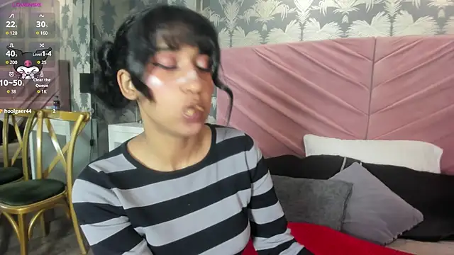 Snapshot of Karin_Ks chatting on 09-24-25, 06:55 Karin Ks online show from 09-24-25, 06:55