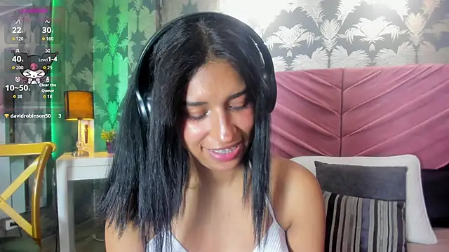Snapshot of Karin_Ks chatting on 10-21-25, 07:36 Karin Ks online show from 10-21-25, 07:36