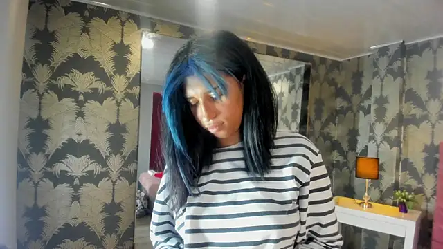 Karin Ks online show from 11-05-25, 07:14