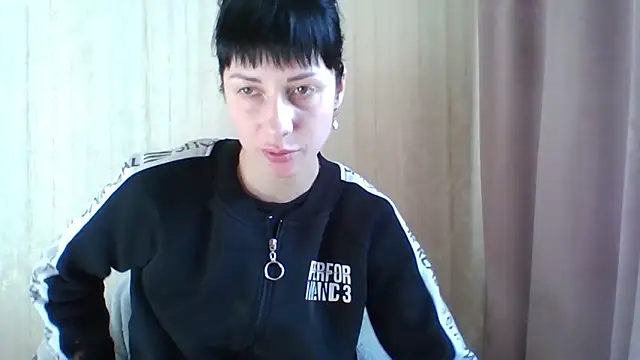 Snapshot of _Black-Panther_ chatting on 11-02-25, 08:39 Black-Panther online show from 11-02-25, 08:39