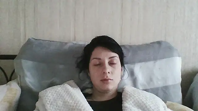 Snapshot of _Black-Panther_ chatting on 12-17-25, 09:04 Black-Panther online show from 12-17-25, 09:04