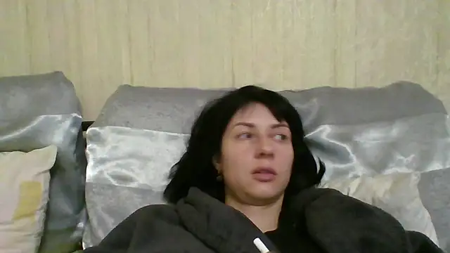 Snapshot of _Black-Panther_ chatting on 12-18-25, 05:19 Black-Panther online show from 12-18-25, 05:19