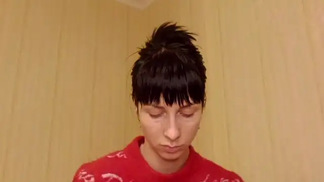 Snapshot of _Black-Panther_ chatting on 12-19-25, 11:01 Black-Panther online show from 12-19-25, 11:01