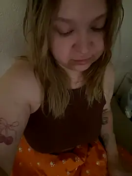 Snapshot of IMHORNYWET chatting on 10-12-25, 06:45 IMHORNYWET online show from 10-12-25, 06:45