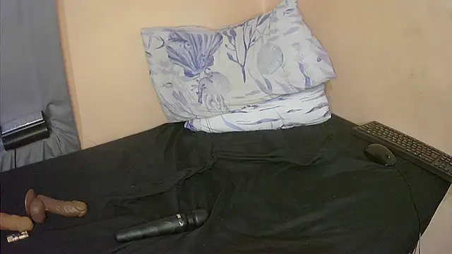 XhosaBoobs4U online show from 10-18-25, 06:08