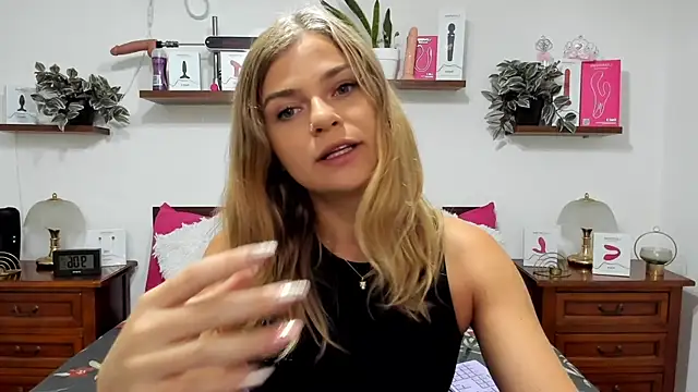 HaleyReedme online show from 09-15-25, 07:08