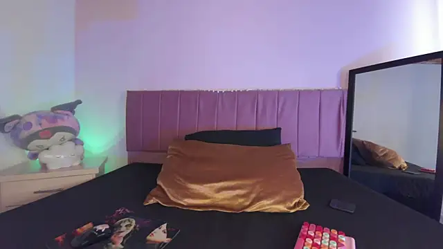 kitty-kryss online show from 09-27-25, 02:11