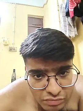 Snapshot of sutfvkii chatting on 03-13-25, 03:28 sutfvkii online show from 03-13-25, 03:28