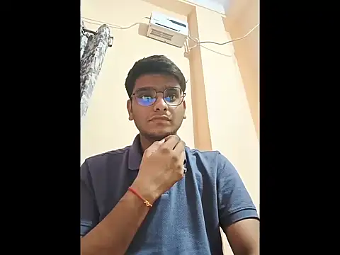 Snapshot of sutfvkii chatting on 10-16-25, 05:47 sutfvkii online show from 10-16-25, 05:47