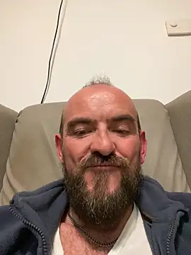 Snapshot of Rimmingtop chatting on 10-22-25, 08:19 Rimmingtop online show from 10-22-25, 08:19