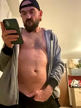 Snapshot of Rimmingtop chatting on 12-17-25, 08:59 Rimmingtop online show from 12-17-25, 08:59